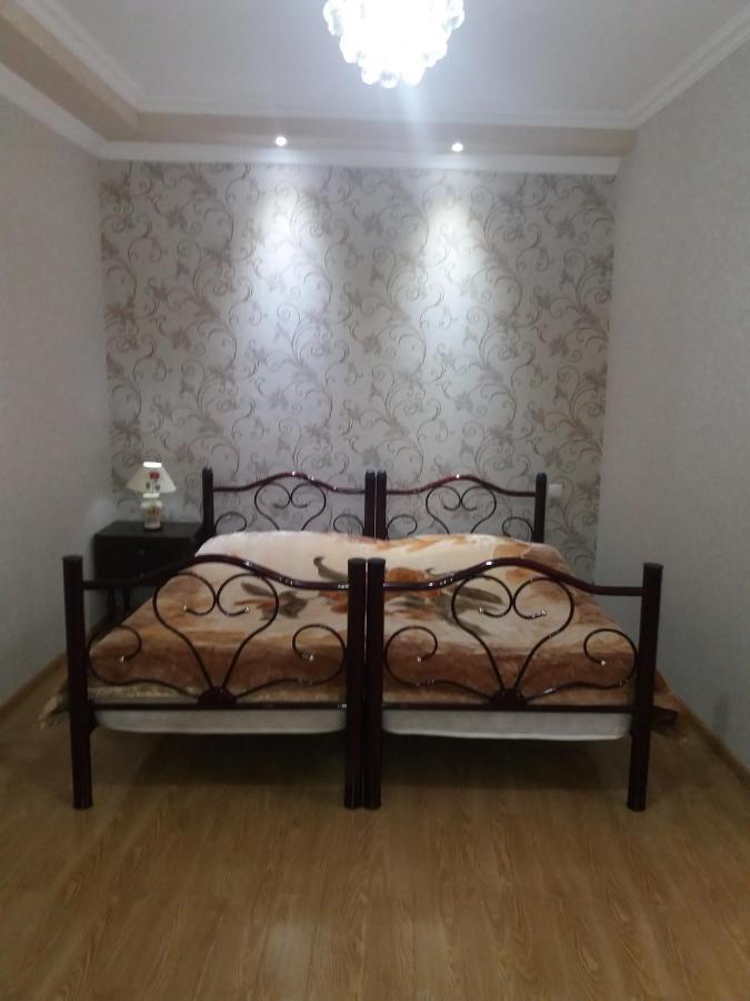 Guest House Darejani Kutaisi Bagian luar foto