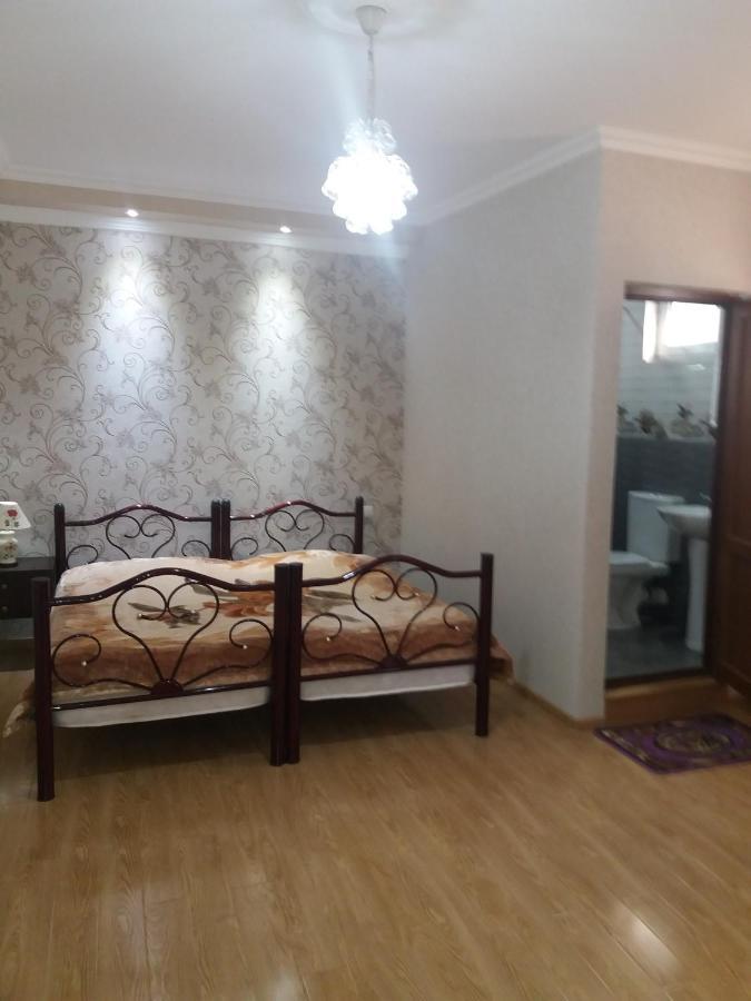 Guest House Darejani Kutaisi Bagian luar foto