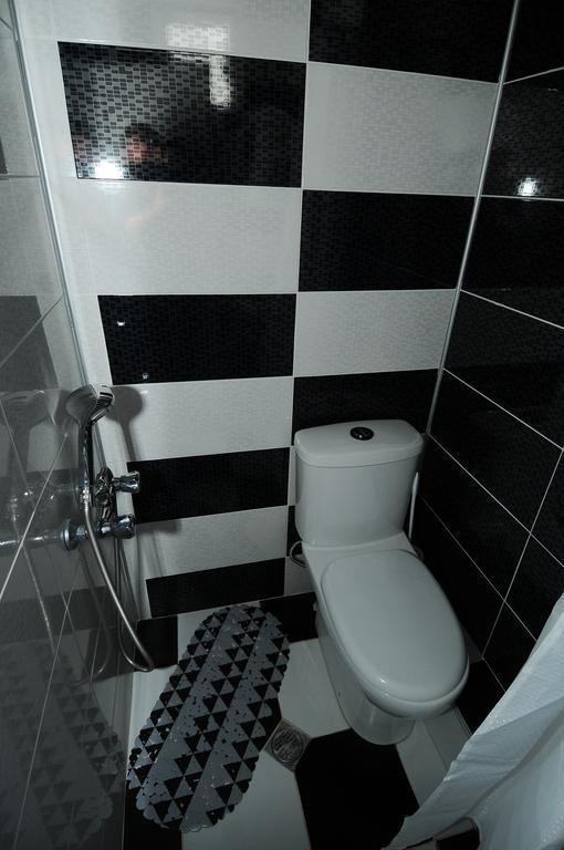Guest House Darejani Kutaisi Bagian luar foto