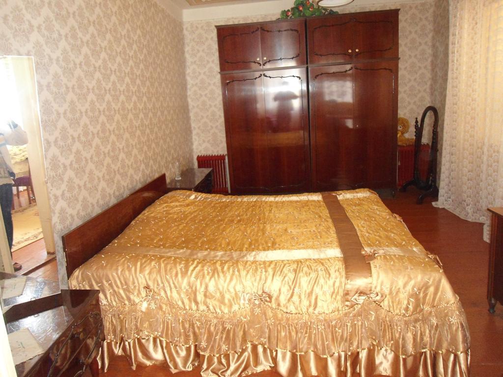 Guest House Darejani Kutaisi Bagian luar foto